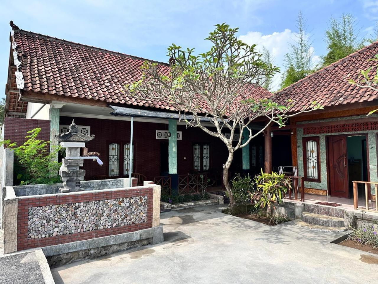 Holiday park Krisna And Restaurant Sekotong