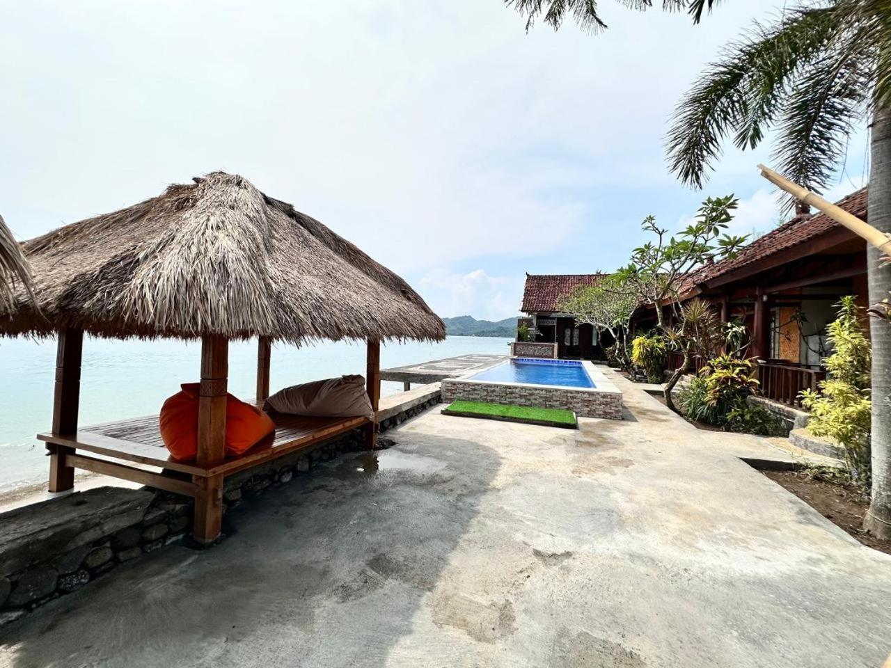 Krisna And Restaurant Holiday park 2*